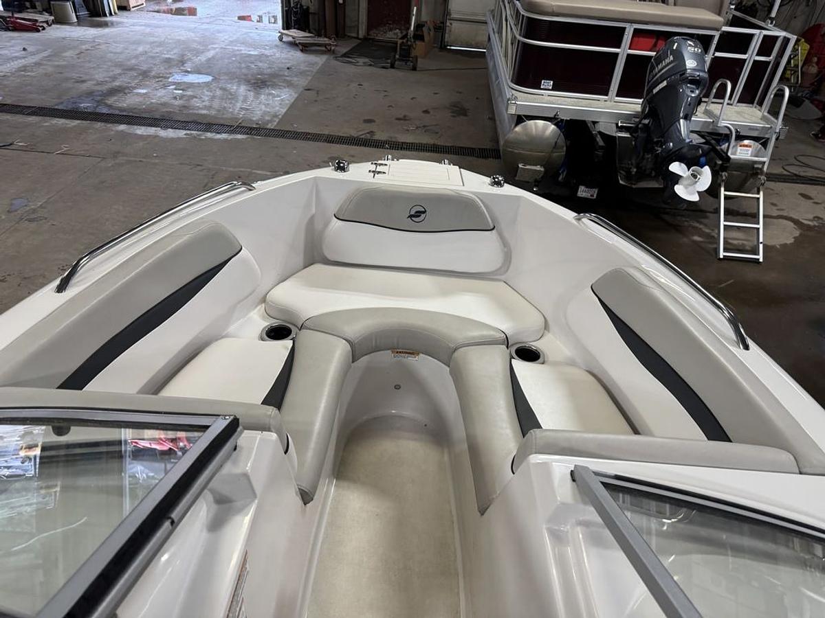 Used 2015 Starcraft Marine Runabout Limited IO 1918 RE I/O