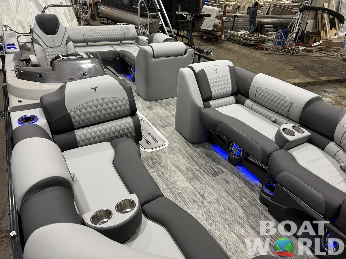 2026 Tahoe Pontoons Cascade 2385 Swingback (VRB) Tritoon