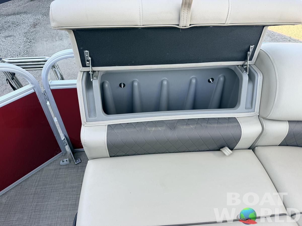 Used 2023 Sun Tracker Party Barge 20 DLX & 90HP Mercury 4Stroke -$27,995
