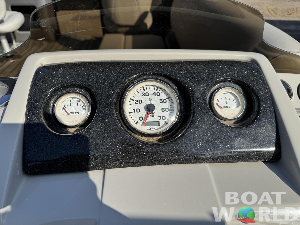 Used 2017 Crest  200 Pontoon with 115HP Yamaha Fourstroke EFI