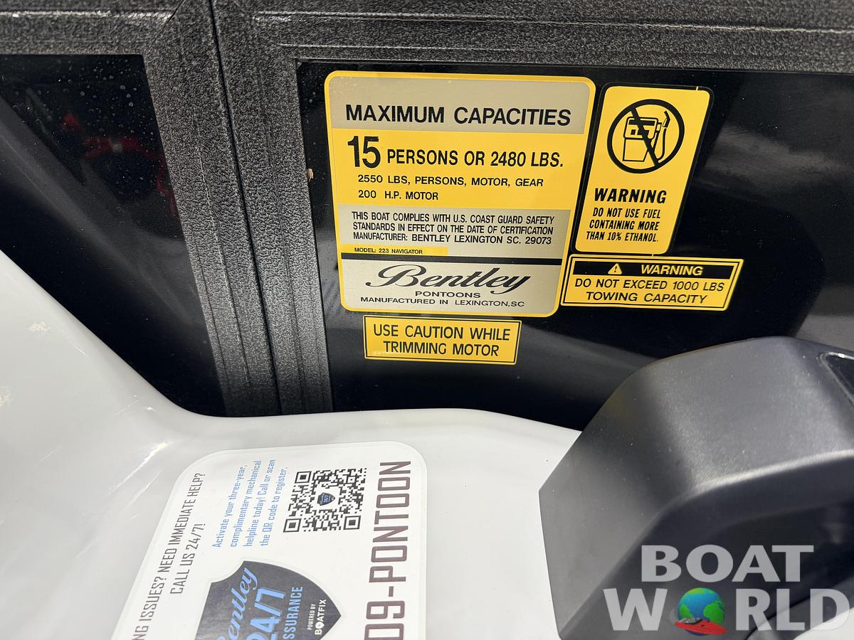 Used 2024 Bentley Pontoons Legacy 223 Navigator Quad Lounge Tri-toon Pontoon & 150HP Honda 4-Stroke EFI
