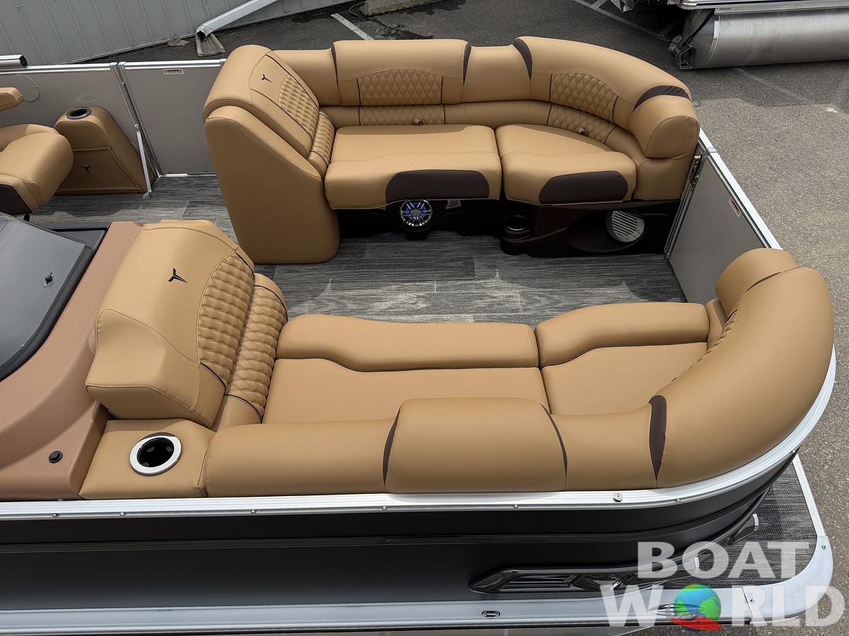 2025 Tahoe Pontoons Cascade 2385 Quad Lounge Shift Tritoon & Honda 4-Stroke EFI