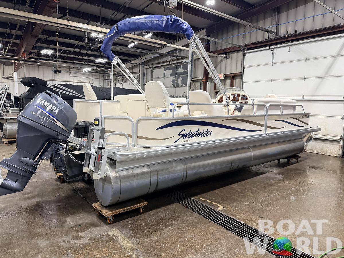 Used 2006 Sweetwater 2386 F Pontoon & 90HP Yamaha 4-Stroke EFI - $15,995