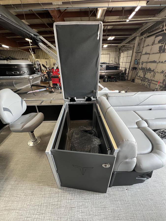 Used 2026 Tahoe Pontoons Sport 2385 Rear Fish & Honda 4-Stroke EFI