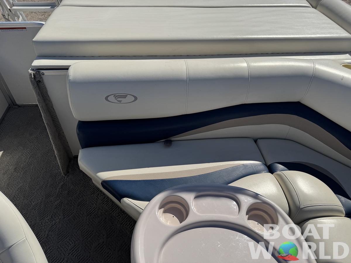 Used 2004 Fisher 220 Freedom Pontoon