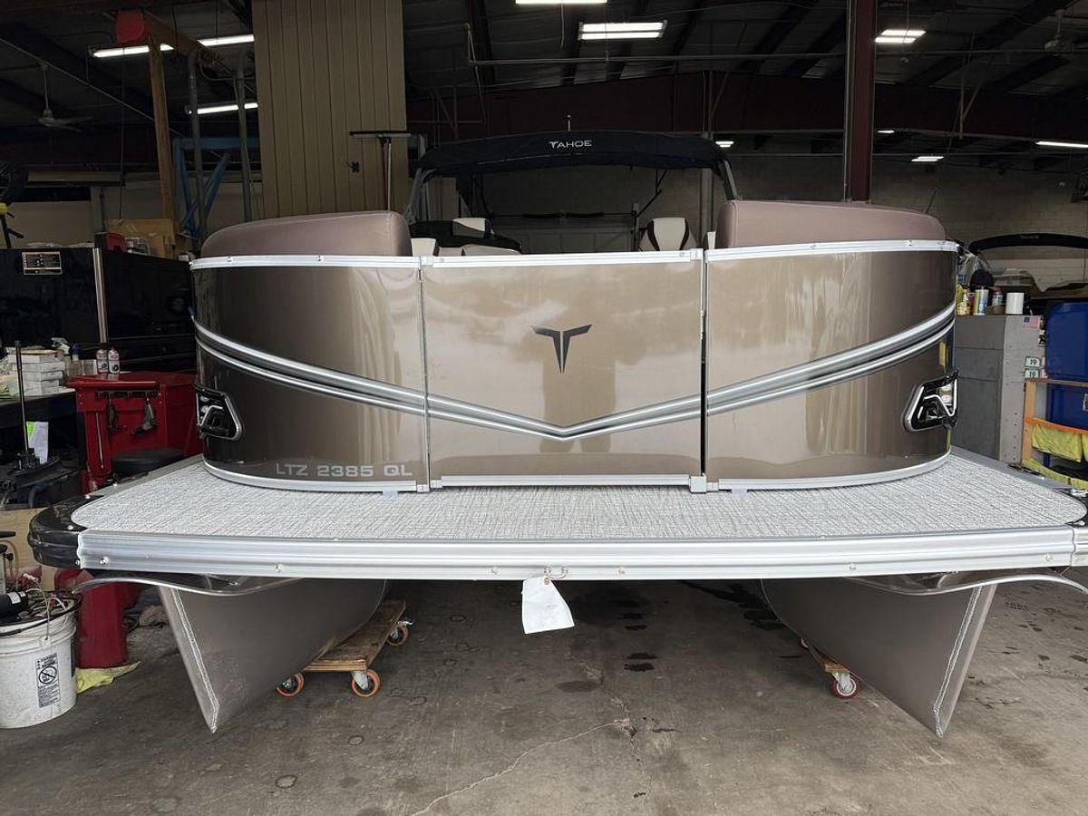 2025 Tahoe Pontoons LTZ 2385 Quad Lounge & Honda 4-Stroke EFI