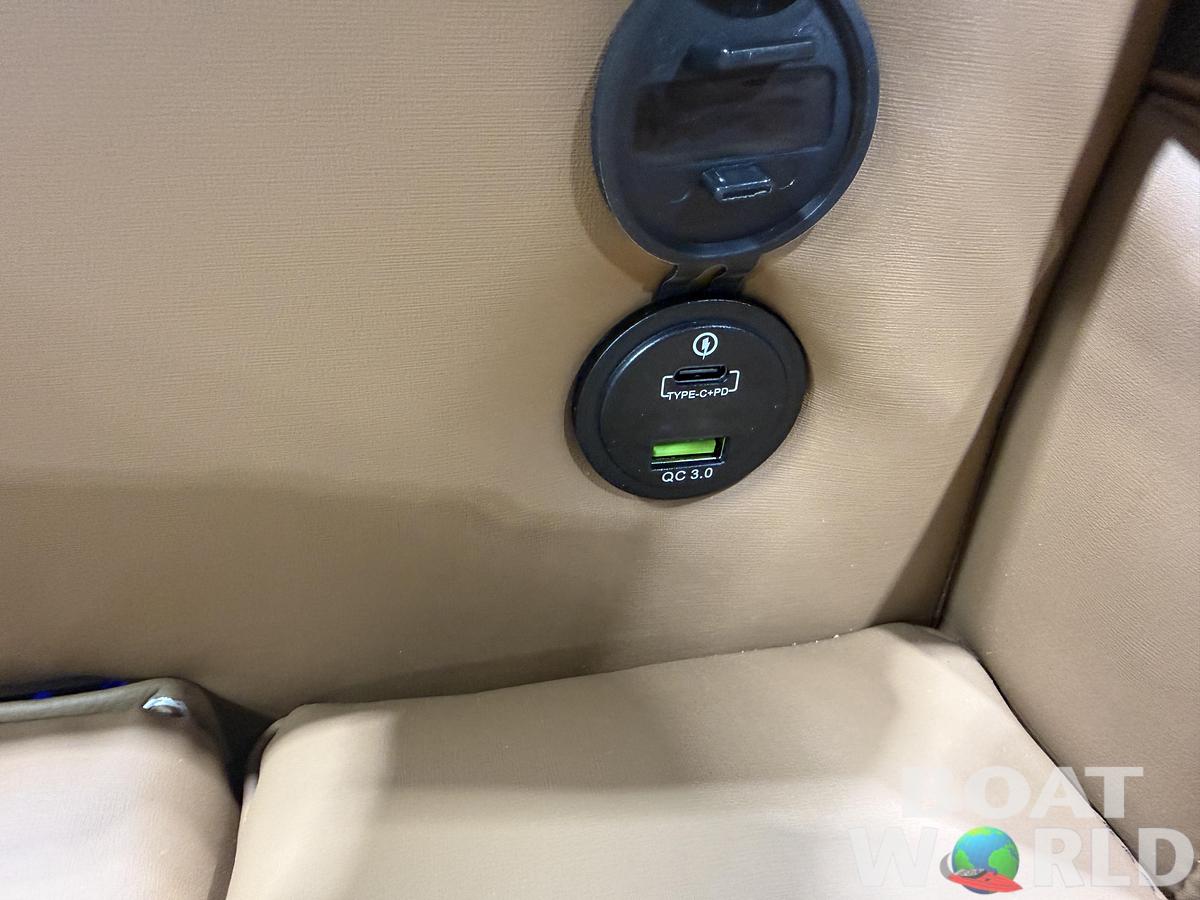 2027 Tahoe LTZ 2385 VRB SE Swingback Pontoon $41995