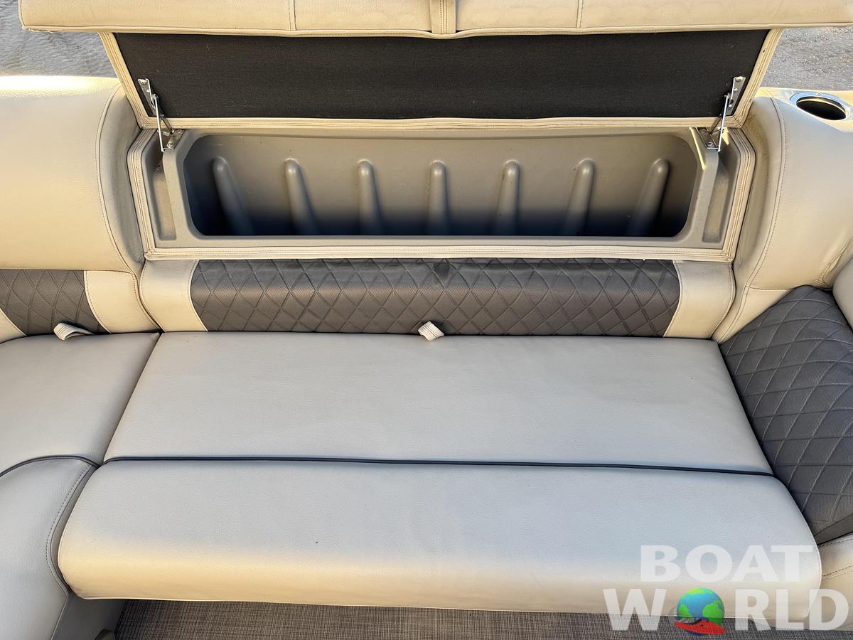 Used 2020 Sun Tracker Fishin Barge 20 DLX Pontoon