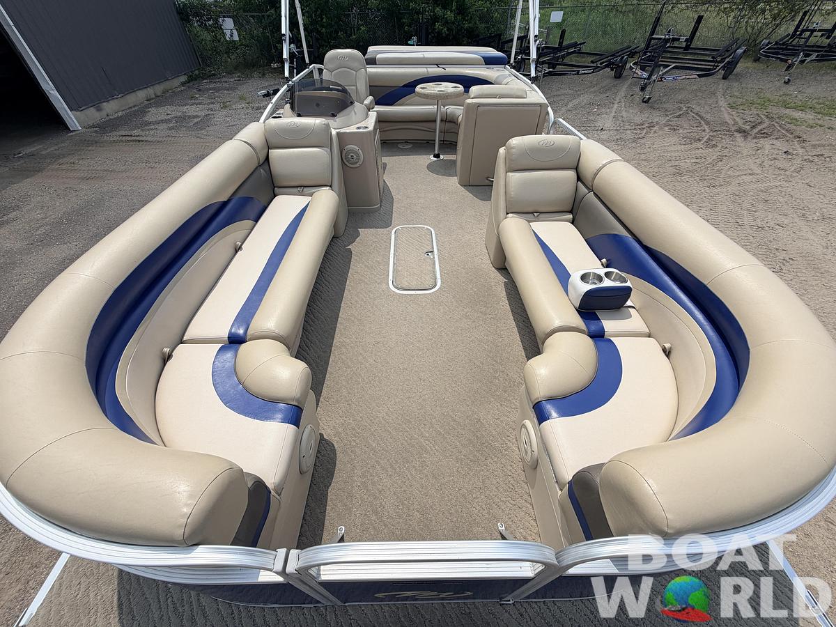 Used 2013 Manitou 220 Xplode VP Tritoon & 150HP Yamaha 4Stroke -$29,995