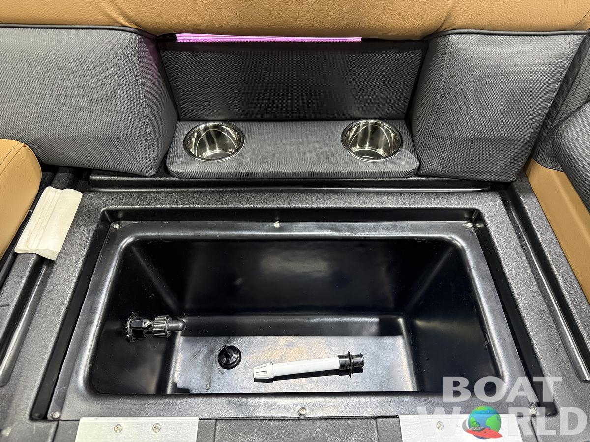 2027 Bentley Legacy 220 Navigator Quad Lounge Pontoon $43995