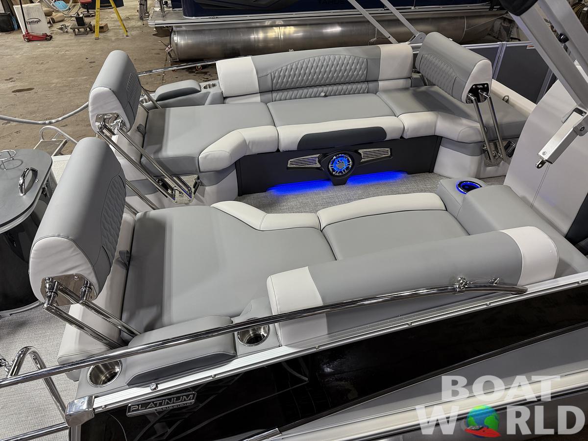2025 Tahoe Pontoons Cascade 2385 Quad Lounge Shift Flip Tritoon & Honda 4-Stroke EFI