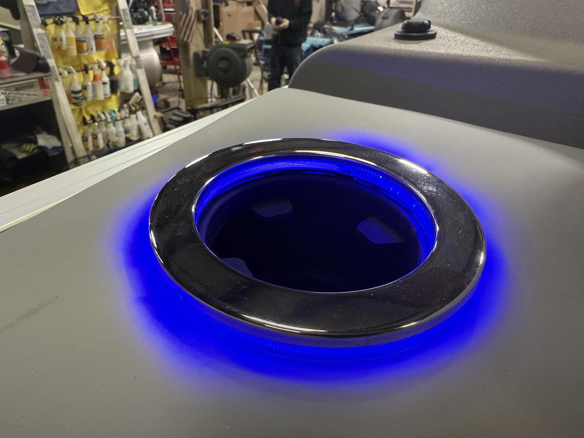 2025 Tahoe Pontoons Cascade 2385 Elite Tritoon & Honda 225HP 4-Stroke EFI