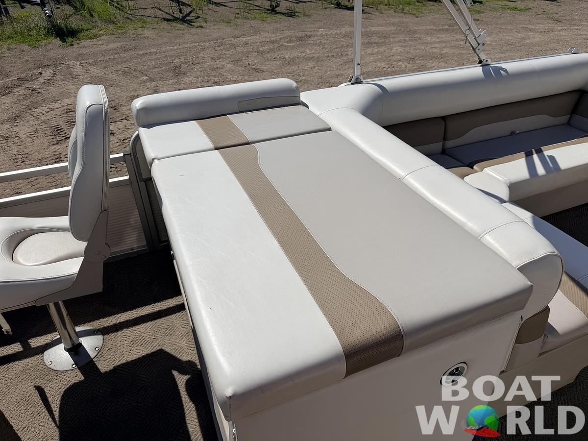 Used 2002 Northwoods 2223 Escapade & 40HP Mercury Bigfoot 4Stroke -$13,995