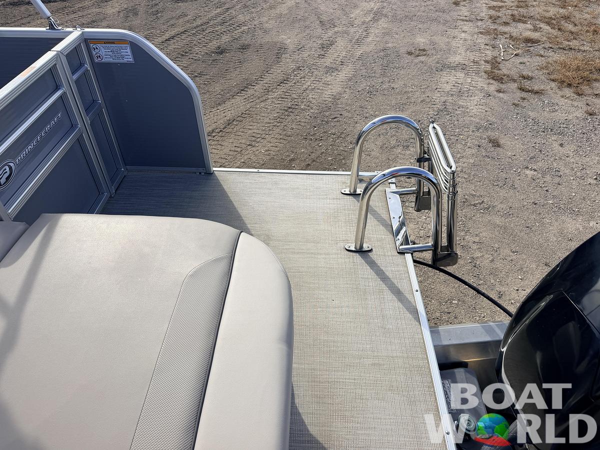 Used 2020 Princecraft Vectra 21 Rear Lounge Dinette Pontoon & 60HP Mercury 4Stroke -$24,995