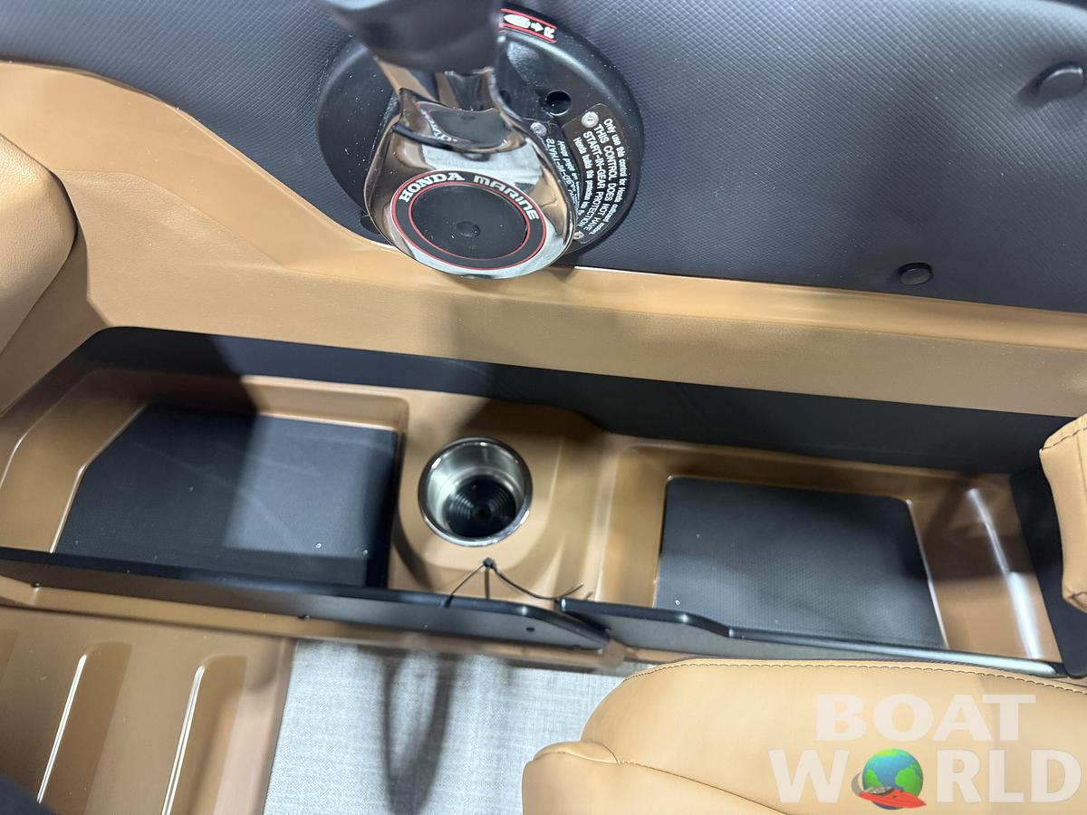 2026 Tahoe Pontoons LTZ 2385 Quad Lounge 