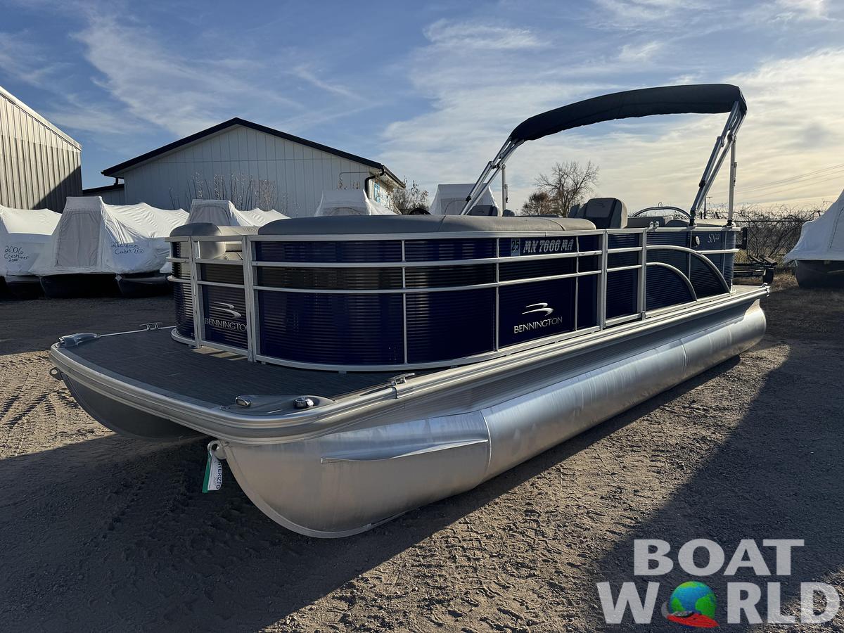 Used 2021 Bennington 22 SX Pontoon
