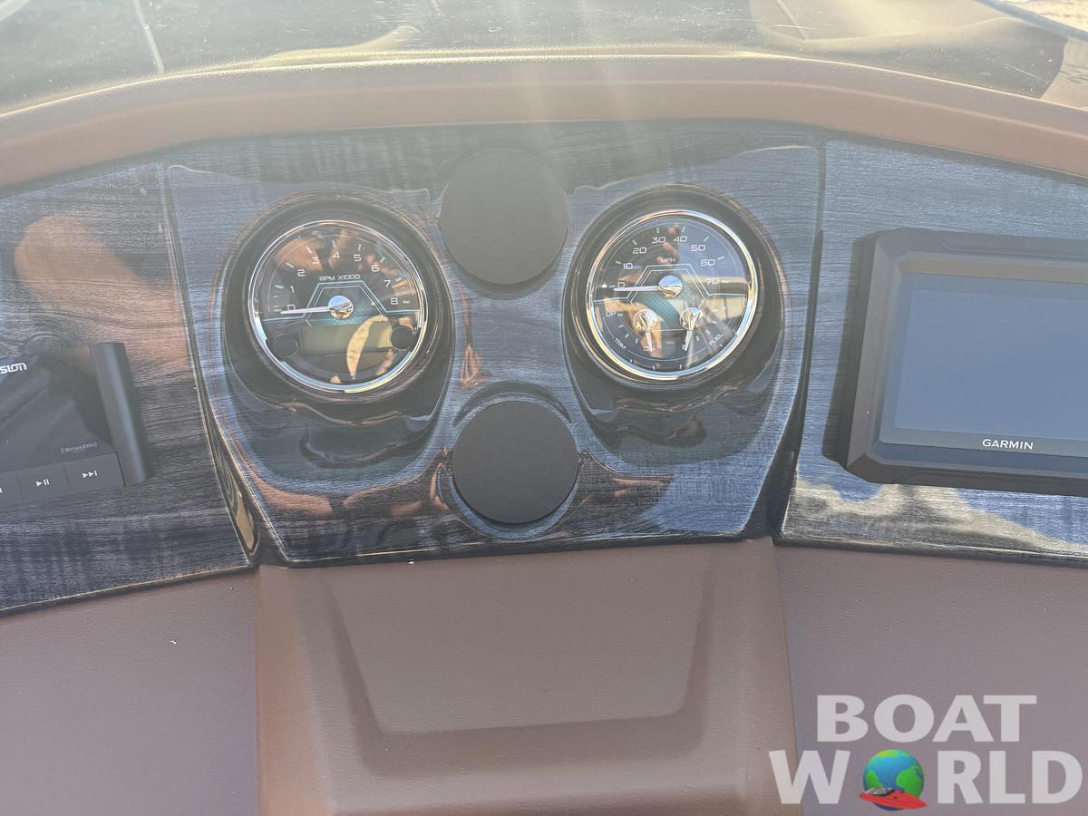 2025 Tahoe Pontoons LTZ 2385 Entertainer