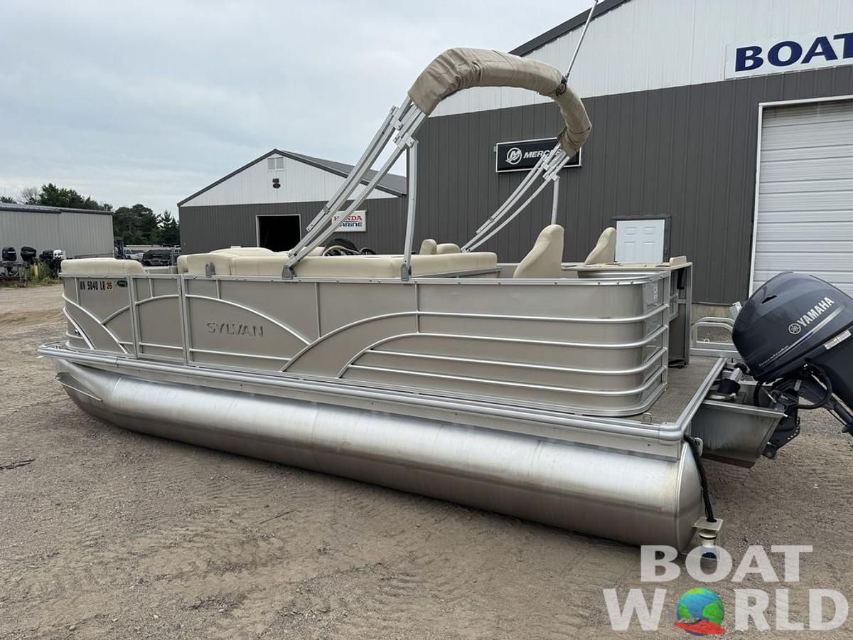 Used 2017 Sylvan 820 Cruise-n-Fish Pontoon