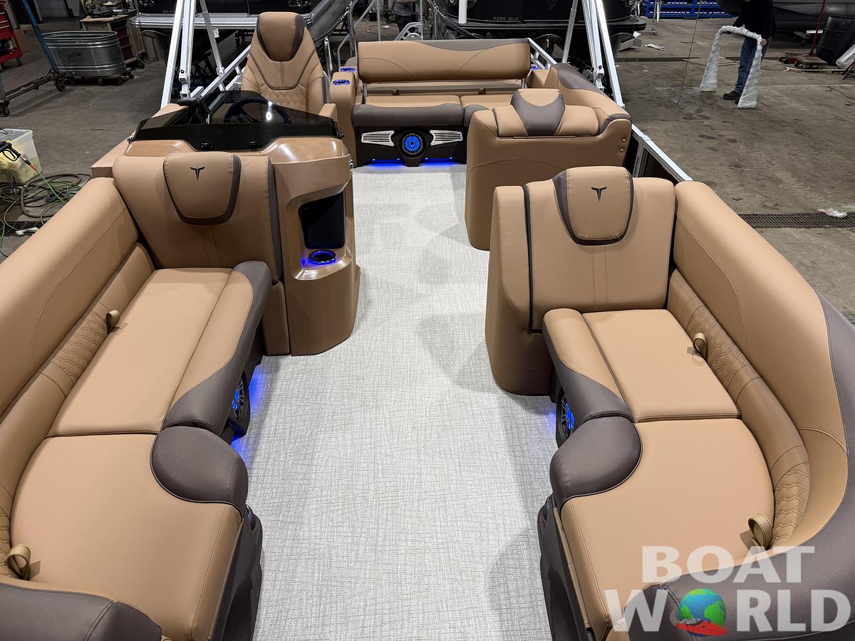 2026 Tahoe LTZ VRB Swingback Tritoon & Honda $51995