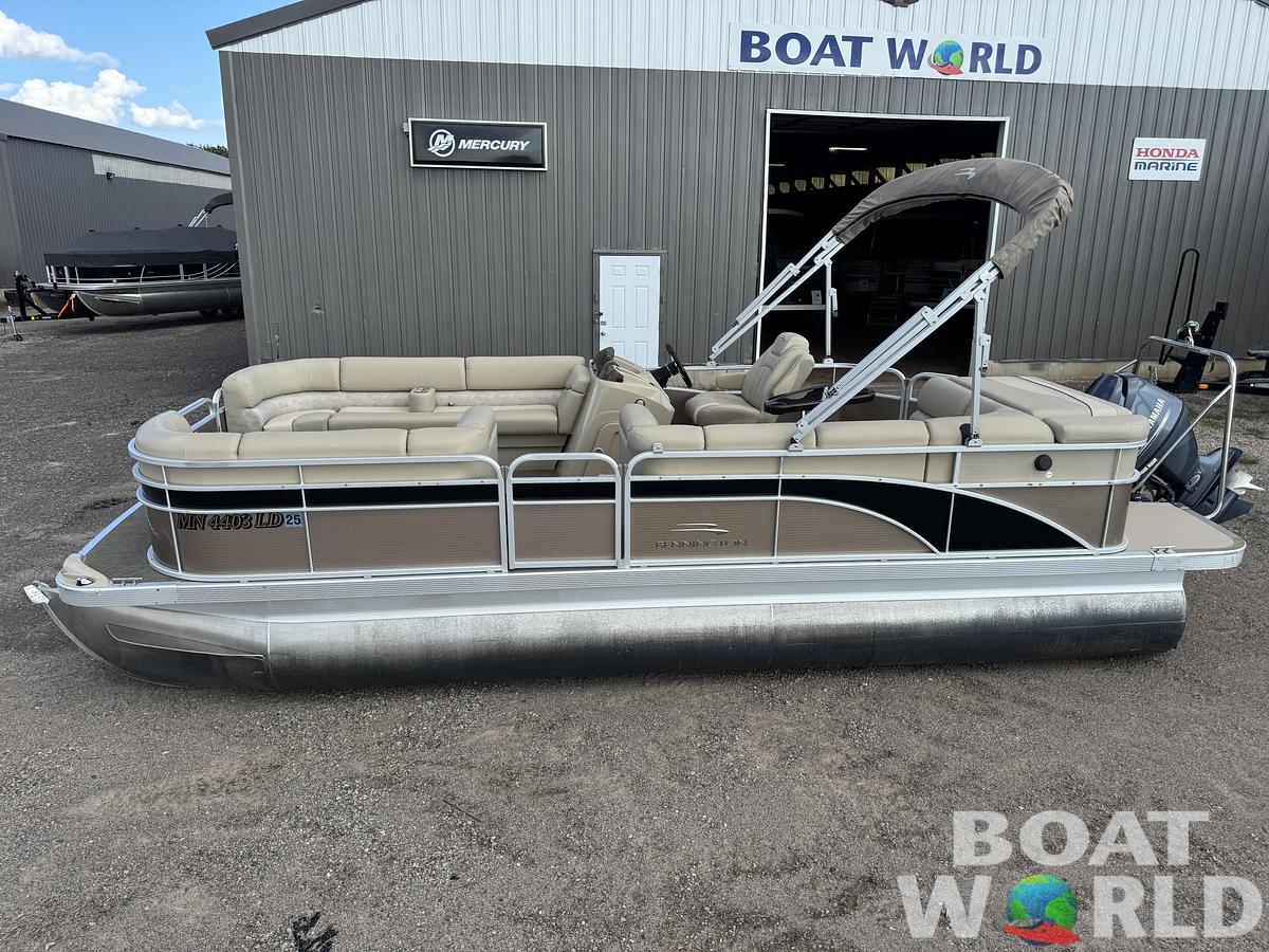 Used 2014 Bennington 22 SLX Pontoon