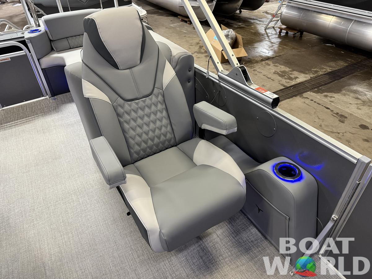 2025 Tahoe Pontoons Cascade 2385 Quad Lounge Tritoon & Honda 4-Stroke EFI