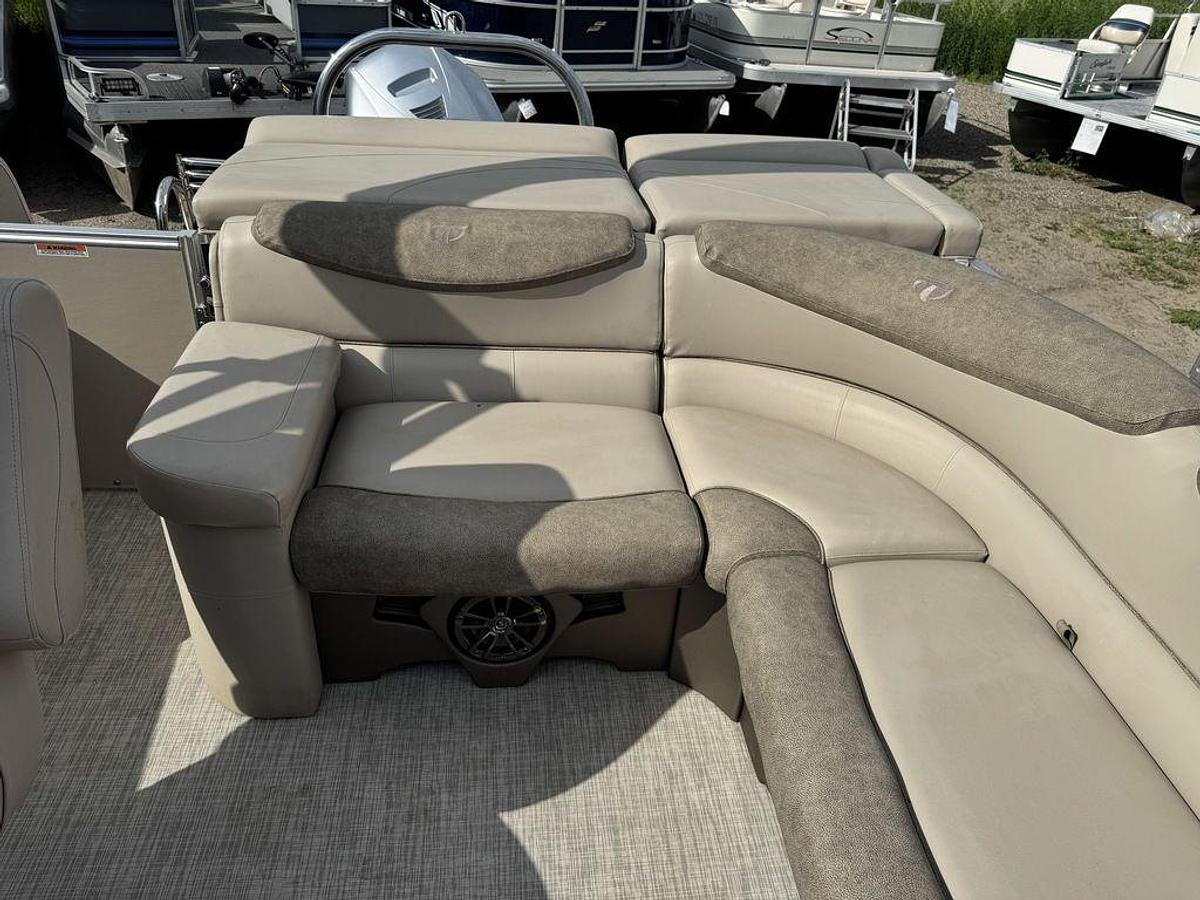 Used 2019 Tahoe Pontoons Cascade 2385 Cruise Pontoon