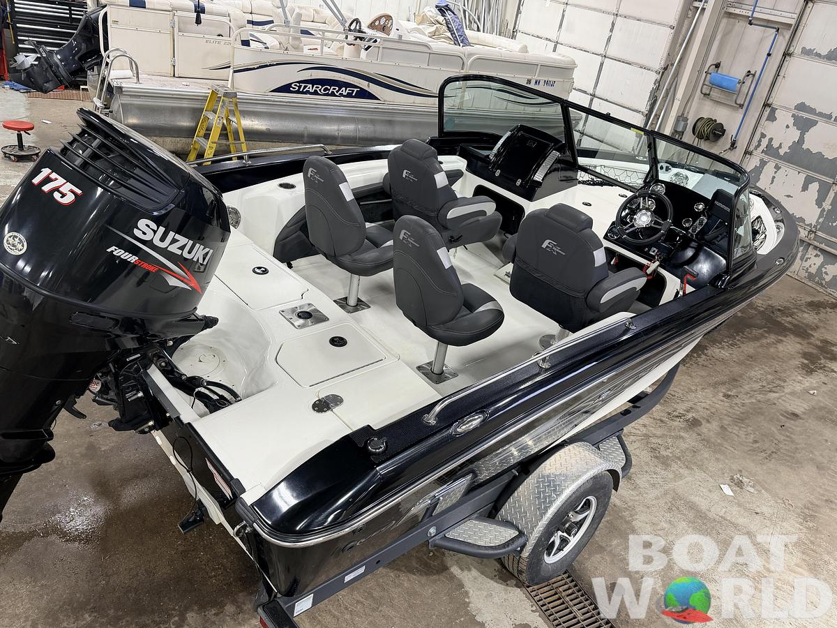 Used 2016 Larson FX 1850 DC Fiberglass Fishing Boat