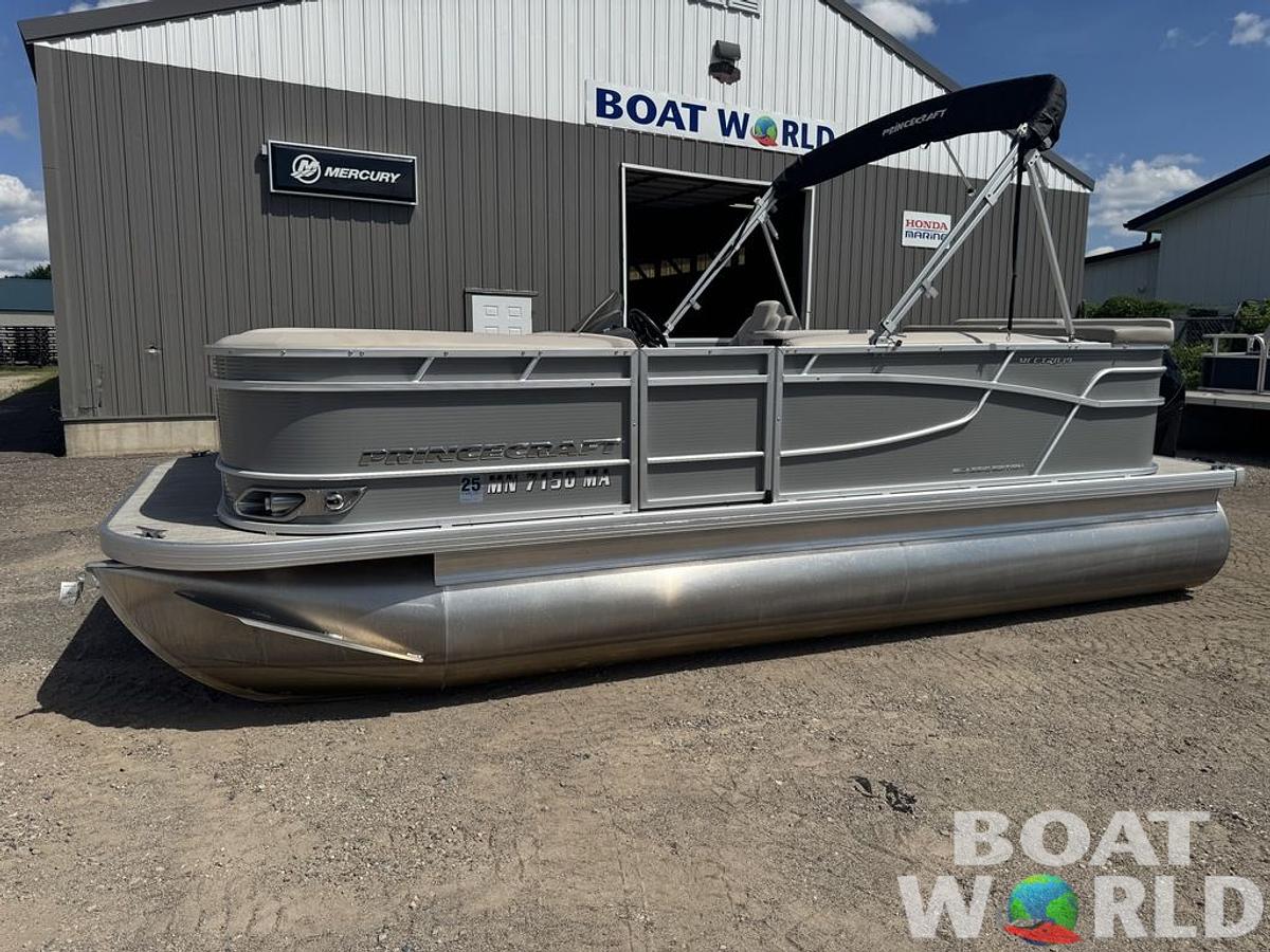 Used 2020 Princecraft Vectra 19 Pontoon