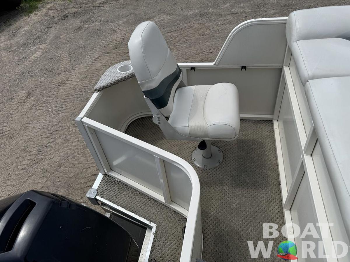Used 2006 Starcraft Limited 200 4-PT Pontoon