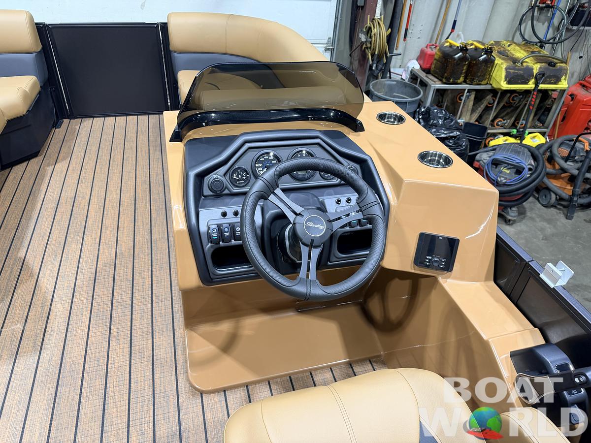 2026 Bentley Legacy 220 Swingback Pontoon $38995