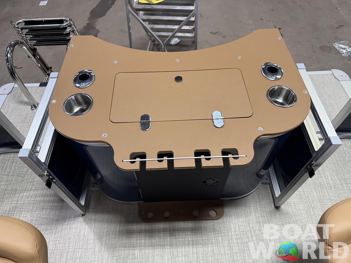 2026 Tahoe Pontoons Sport 2385 Rear Fish & Honda 4-Stroke EFI