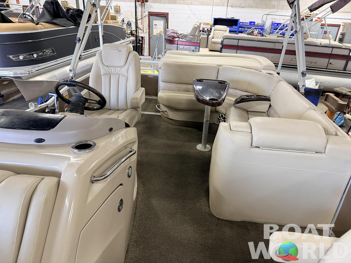 Used 2014 Bennington 2375RL & 70HP Yamaha 4Stroke - $21,995