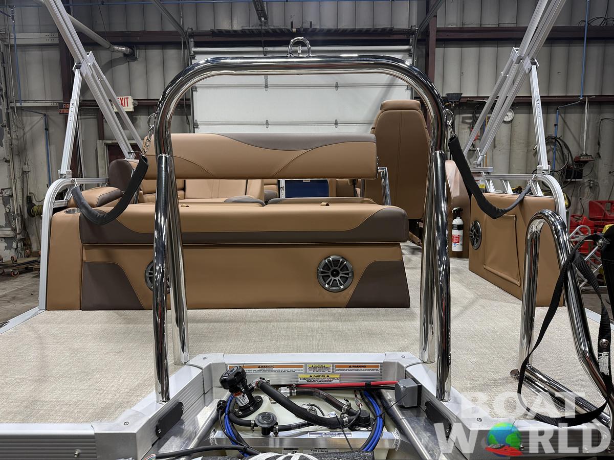 2026 Tahoe Pontoons LTZ 1985 Cruise Rear Bench (CRB) 