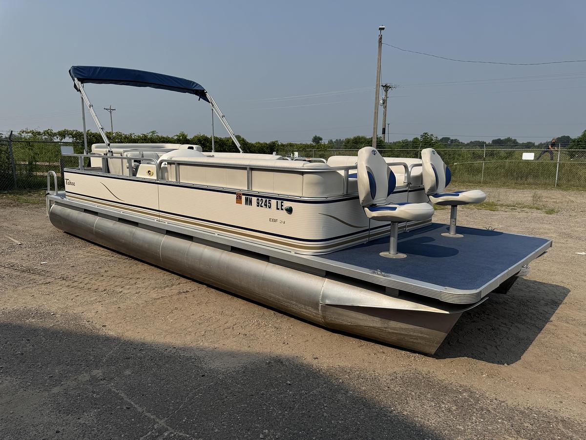 Used 2008 Tahoe Pontoons 24 Bow Fish Pontoon