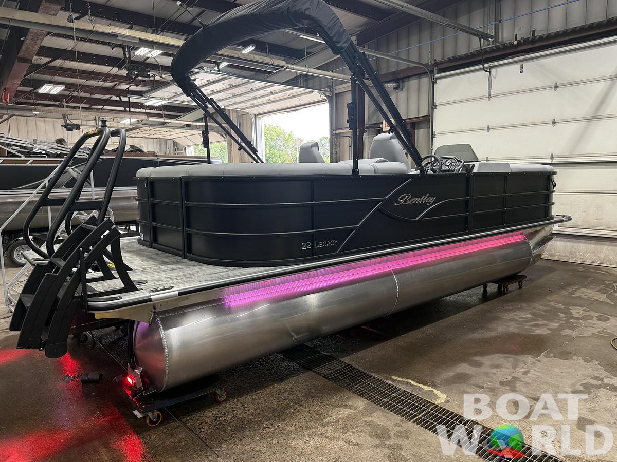 2027 Bentley Legacy 220 Navigator Quad Lounge Pontoon $42995