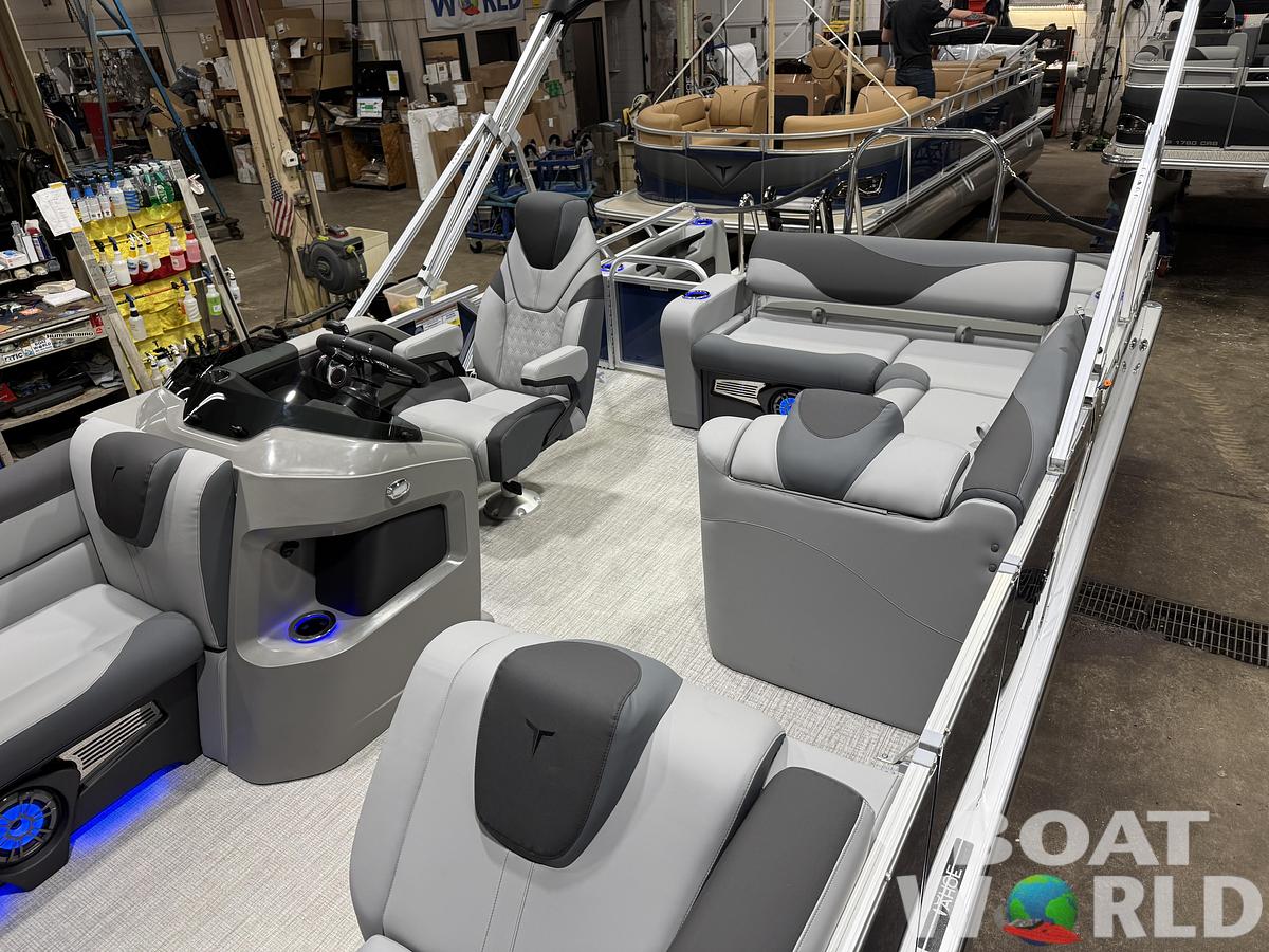 2026 Tahoe Pontoons LTZ 2385 Swingback (VRB) Tritoon