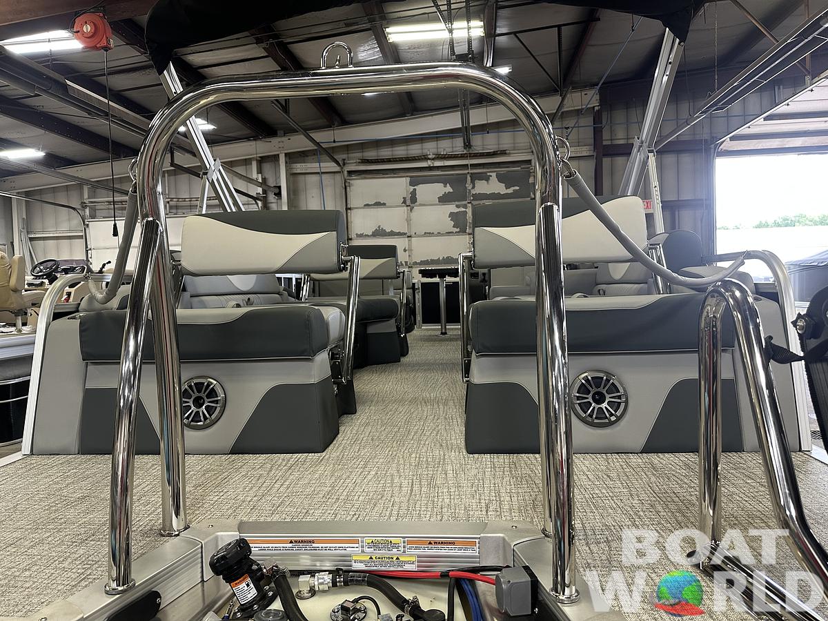 2025 Tahoe Pontoons LTZ 2385 Quad Lounge Shift Flip & Honda 4-Stroke EFI