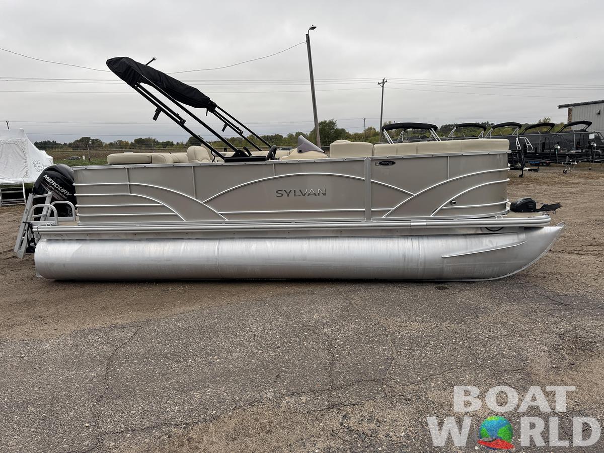 Used 2018 Sylvan Mirage 820 Cruise