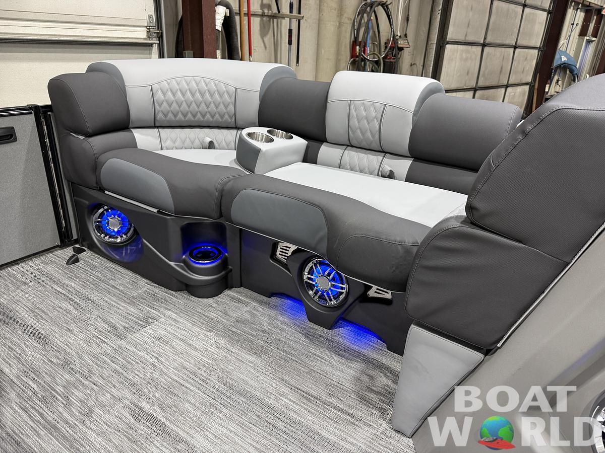 2026 Tahoe Pontoons Cascade 2385 Swingback (VRB) Tritoon