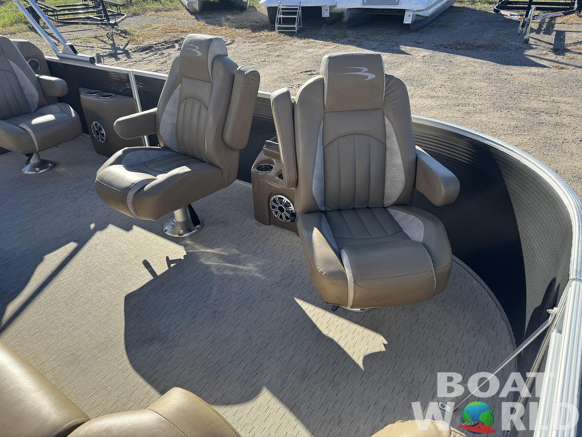 Used 2016 Bennington 2250 GSR Pontoon