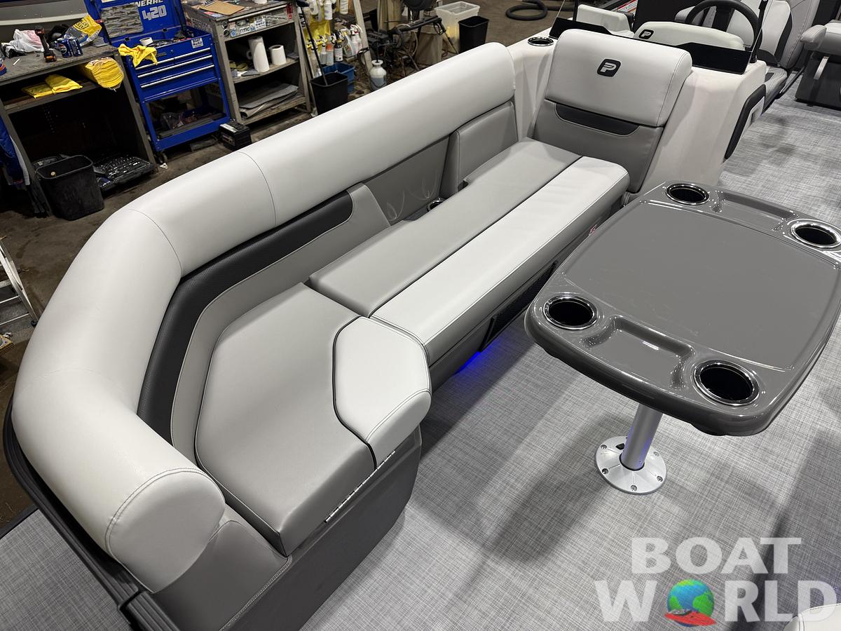 2026 Princecraft Vectra 23 RL SS Swingback Pontoon 