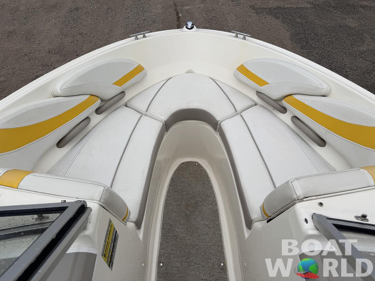Used 2004 Maxum 1800 SR3 Runabout