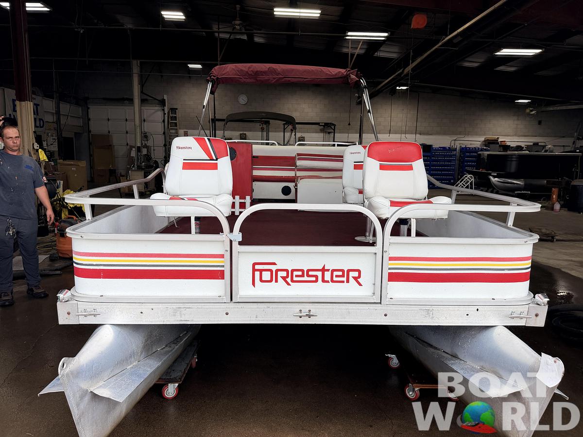 Used 1990 Forester 20 Fish n Cruise -$2,995