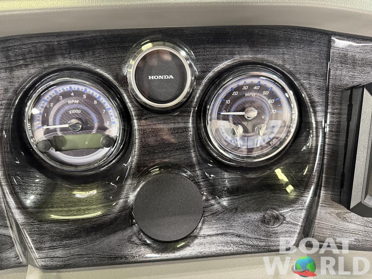 2025 Tahoe Pontoons LTZ 2385 Swingback (VRL) & Honda 4-Stroke EFI