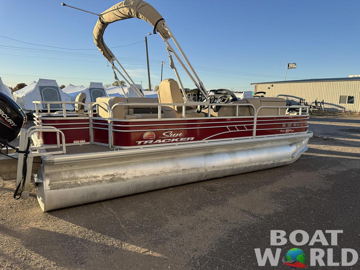 Used 2020 Sun Tracker Fishin Barge 20 DLX Pontoon