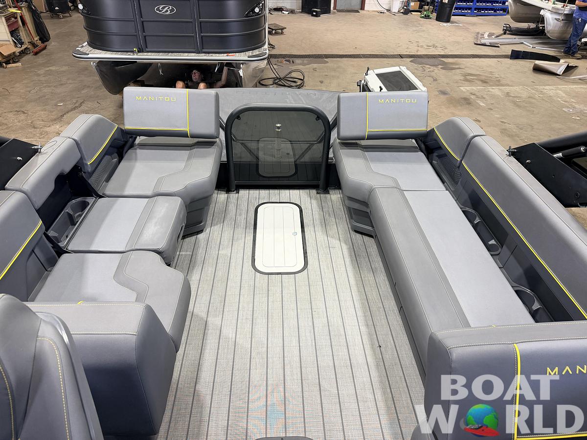 Used 2023 Manitou 220 Explore Tritoon & 150HP Rotax -$39,995