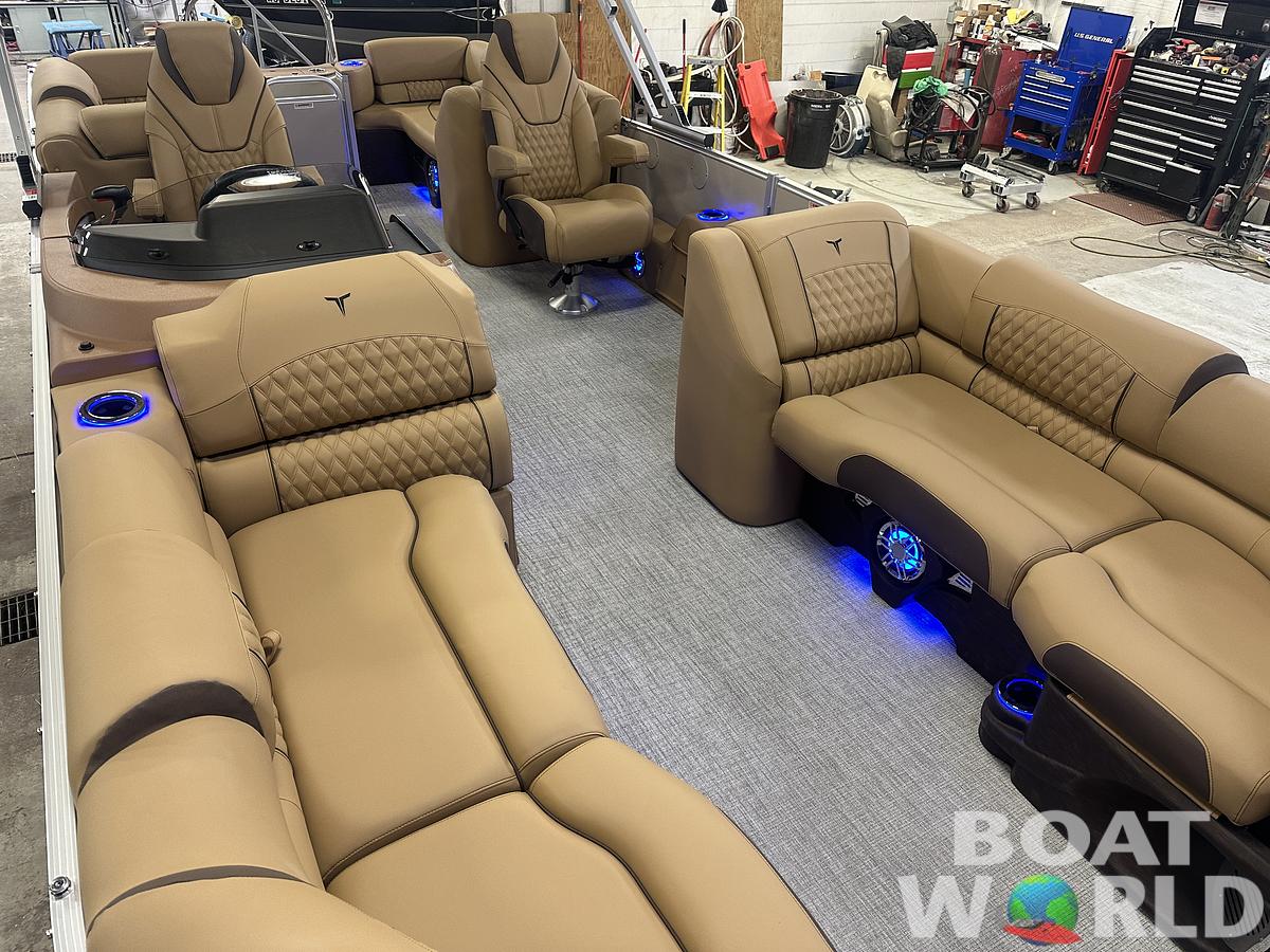 2025 Tahoe Pontoons Cascade 2385 Quad Lounge & Honda 4-Stroke EFI