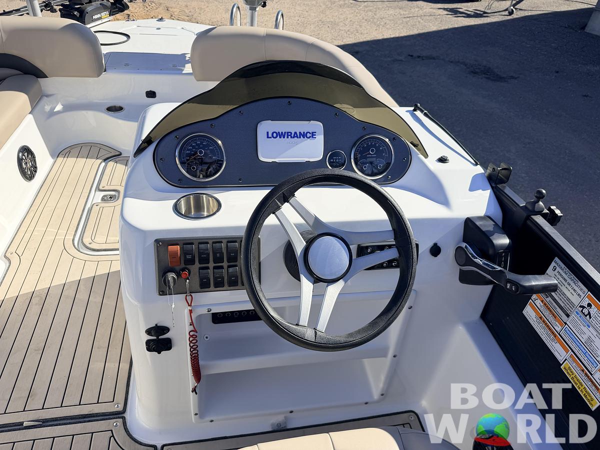 Used 2021 Hurricane Fun Deck 198 with 140HP Suzuki & Tandem Axle Trailer -$31,995