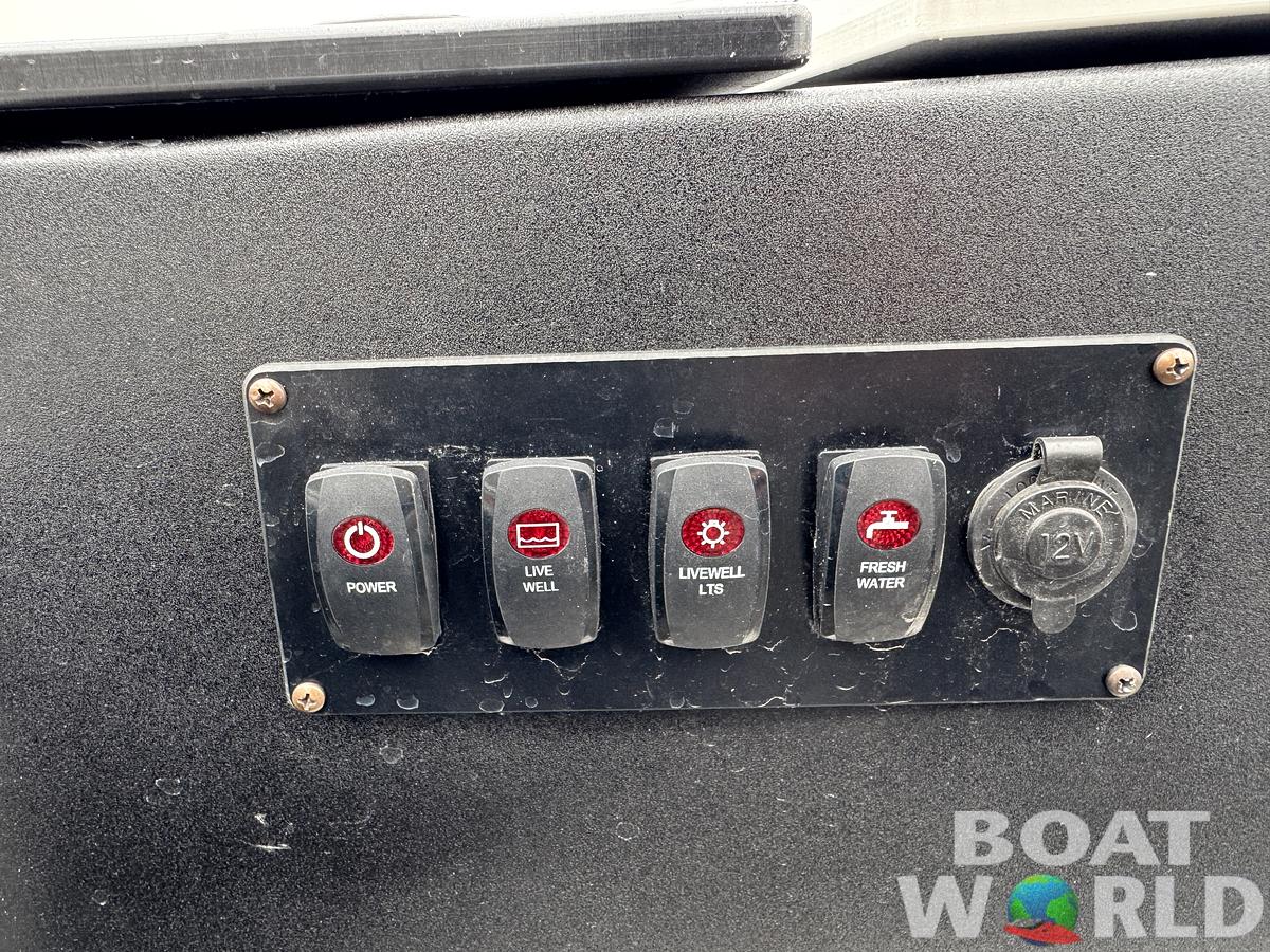 Used 2021 Sweetwater  2086 FX Pontoon