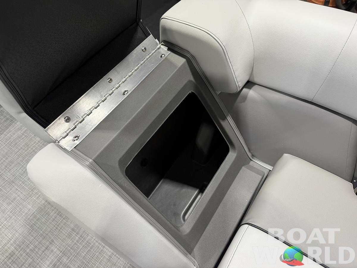 2027 Princecraft Vectra 21 Quad Lounge Pontoon $36995